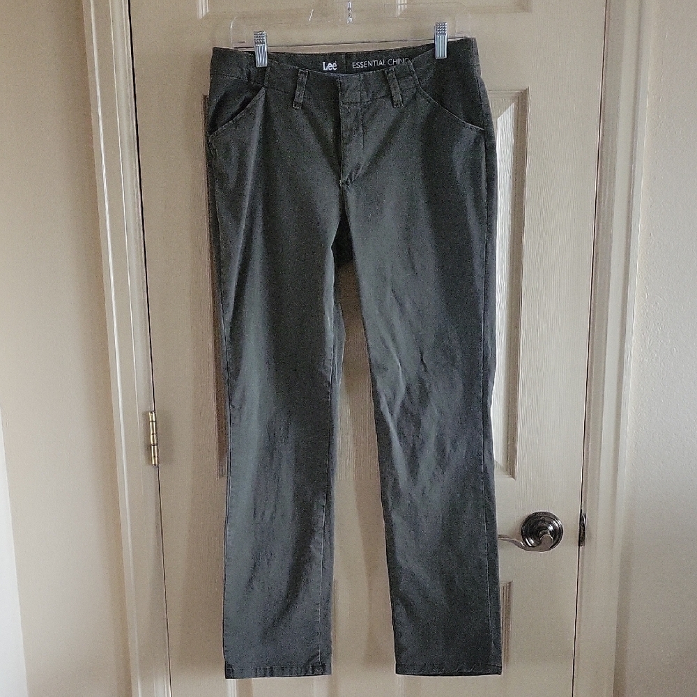 Lee Essential Chino Pants in Charcoal